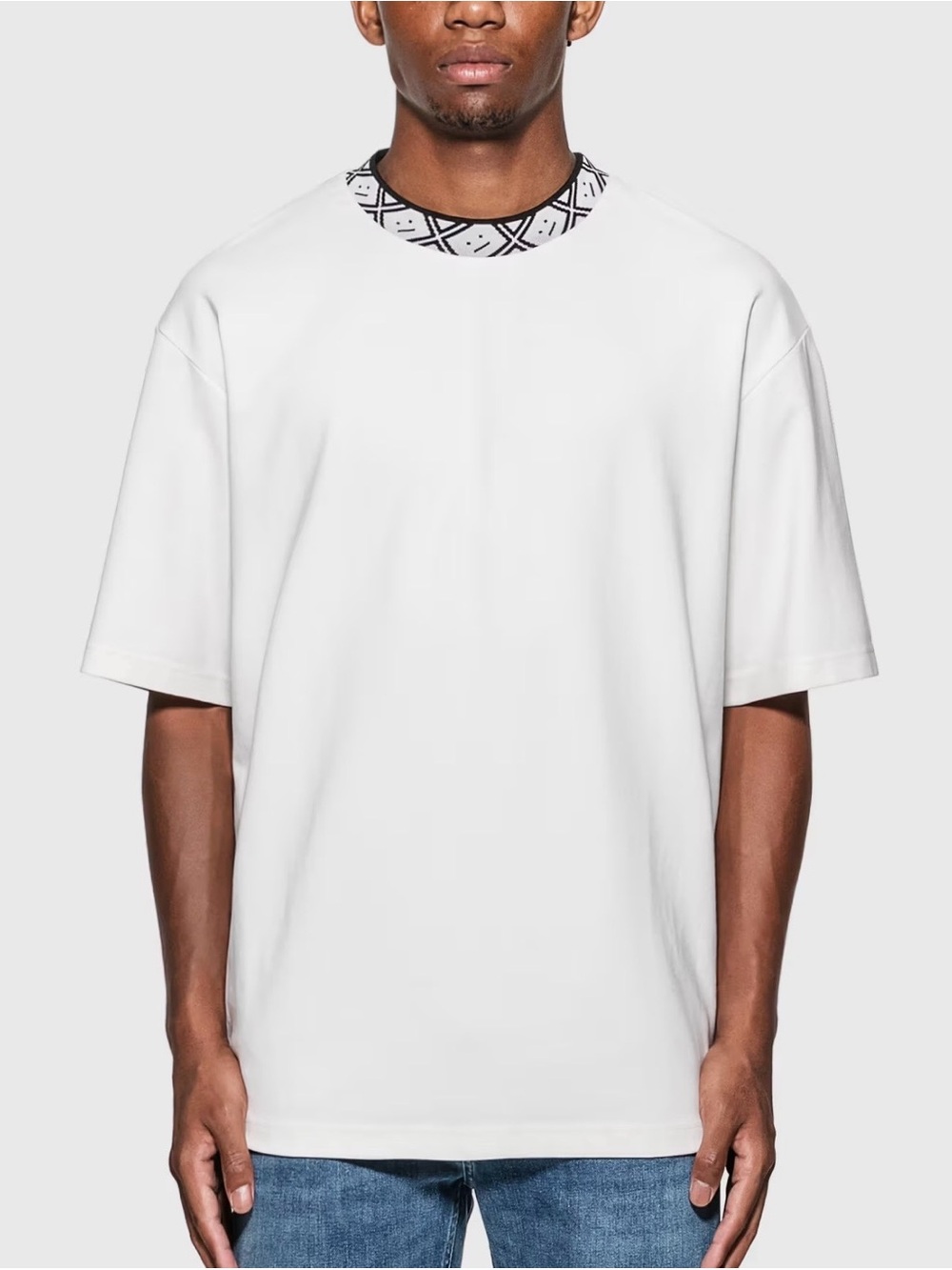 Acne Studios White Tee Size M Unisex Designer Collar Blogger Favorite
